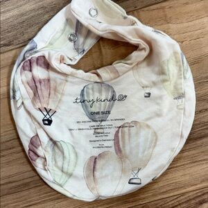 Balloon Adventure Bib - Multicolor
